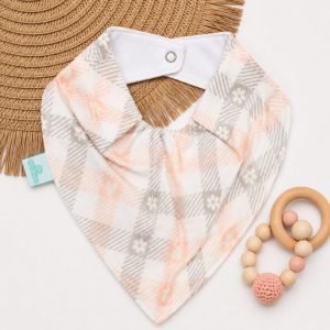 Bandana Impermeável para Bebê – Amor em Xadrez